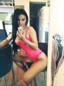 teasing-a-man-she-wants